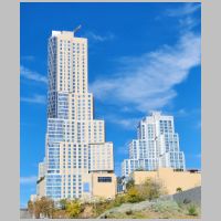 Frank Gehry, Grand and Conrad hotel in Los Angeles, photo by Shoup1cobra on Wikipedia.jpg